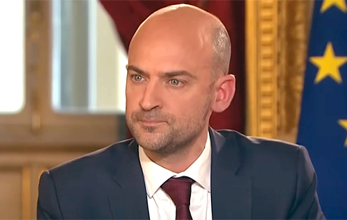 Франція попередила, що не терпітиме спроб іноземного втручання у вибори